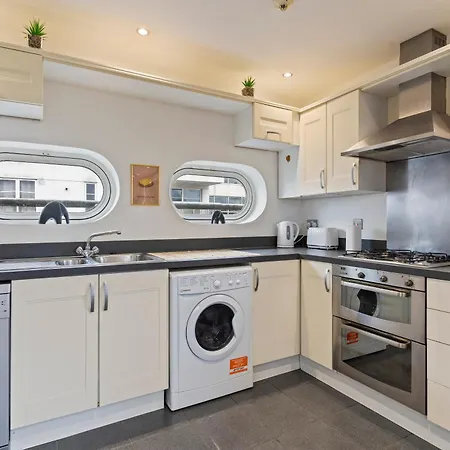 Desi Suite, Free Parking, Balcony Leicester Exterior photo
