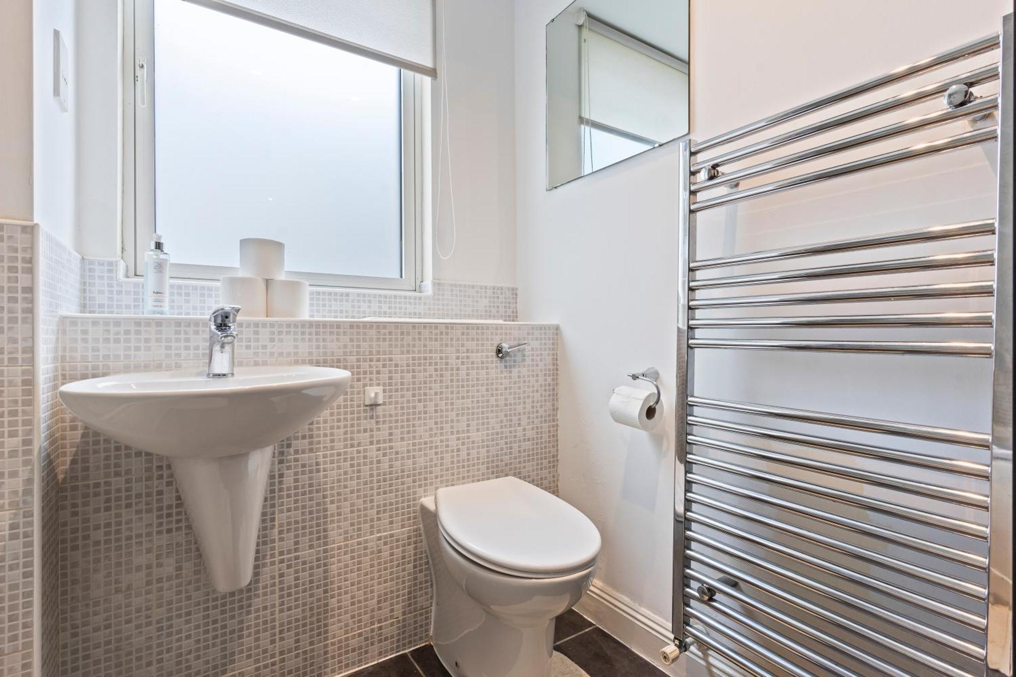 Desi Suite, Free Parking, Balcony Apartment Leicester